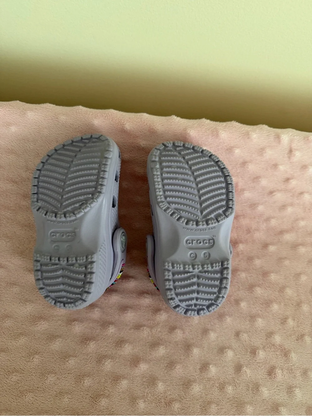 Kids Light Gray Clog Shoes with Colorful Charms